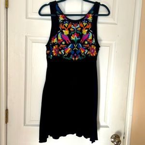 Beautiful Judith March embroidered summer dress
